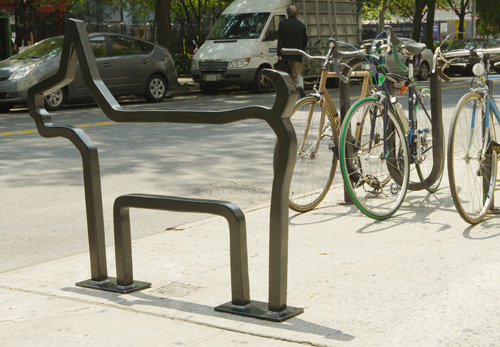 David Byrne crea novedosos racks para bicicleta (FOTOS)