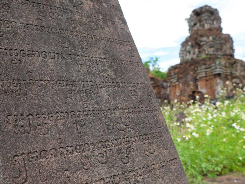 Rescatar alfabetos en peligro de extinción es rescatar la cultura del mundo