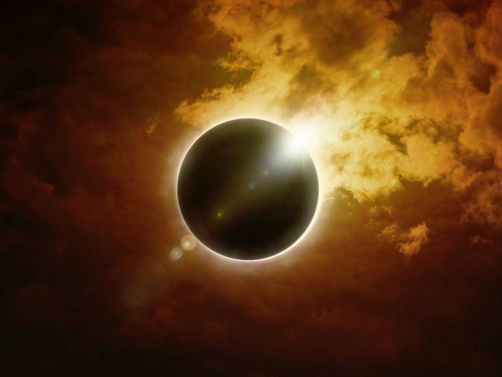 Calendario astronómico diciembre 2021: eclipse de Sol y dos lluvias de estrellas