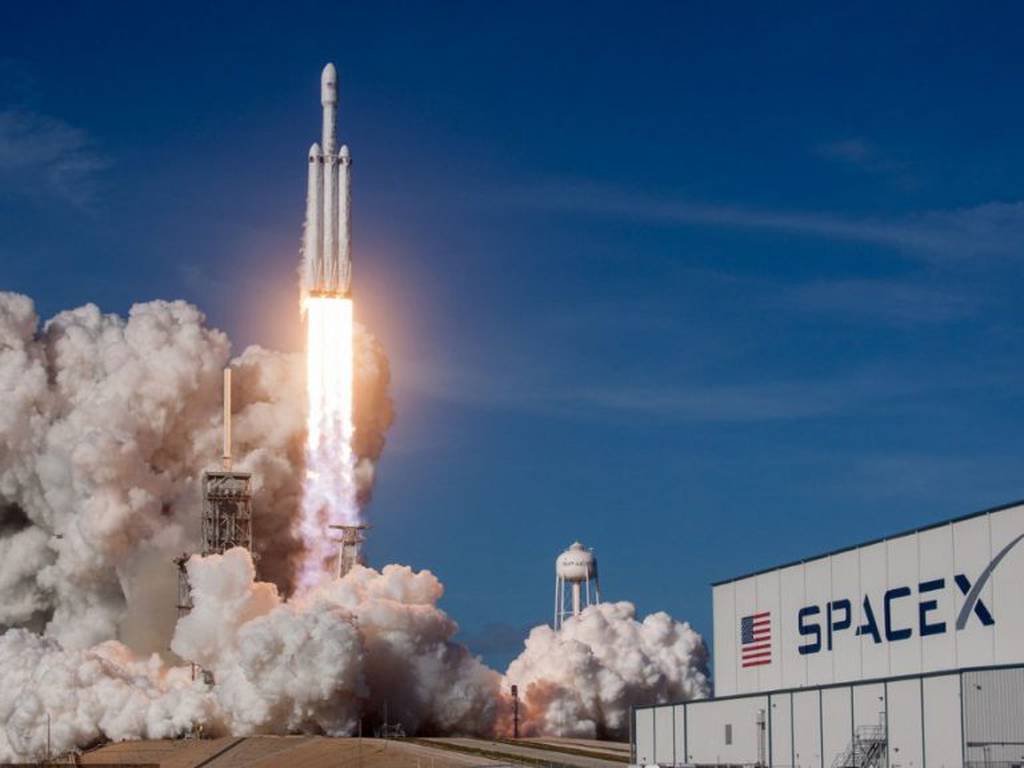 SpaceX en “riesgo de quiebra”, dice Elon Musk