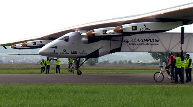 Ahora El Avión Solar Impulse 2 Intentará Cruzar El Mundo Solo Con Energía Solar (un Evento Inédito)