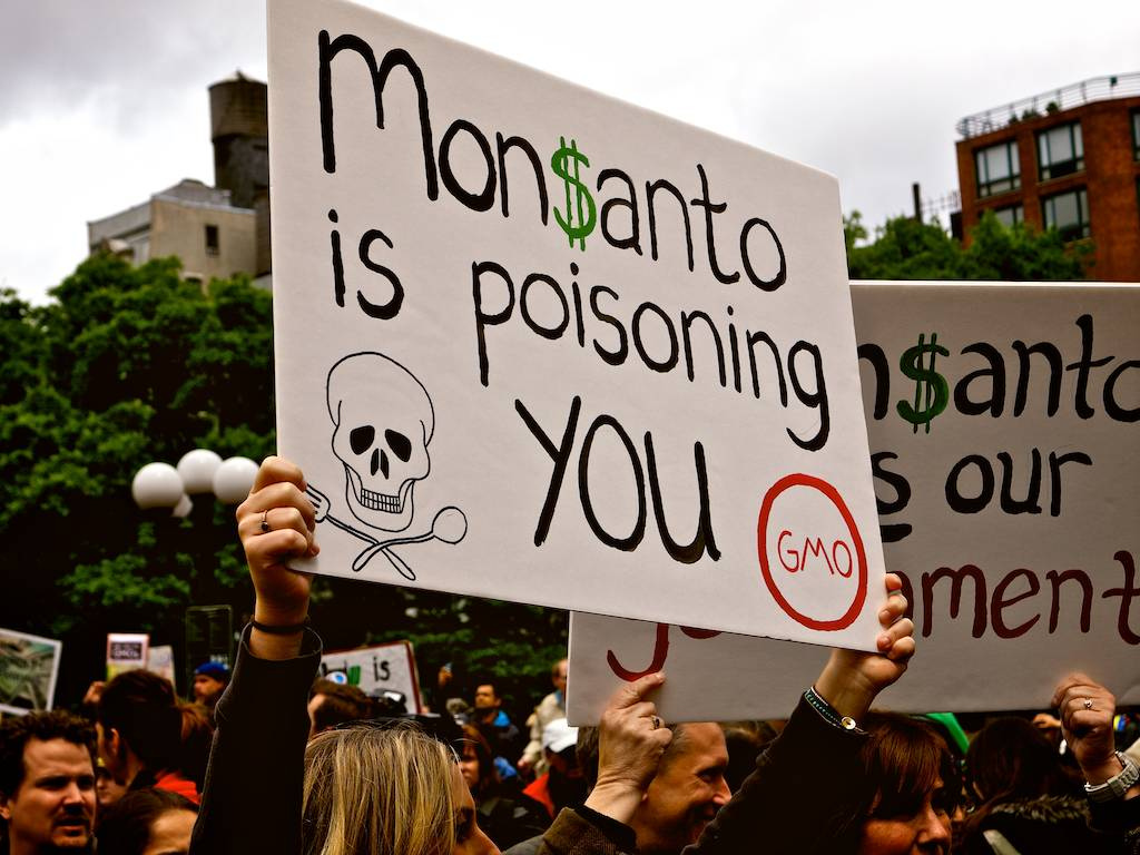 Ciudadanos demandarán en La Haya a Monsanto por crímenes de lesa humanidad