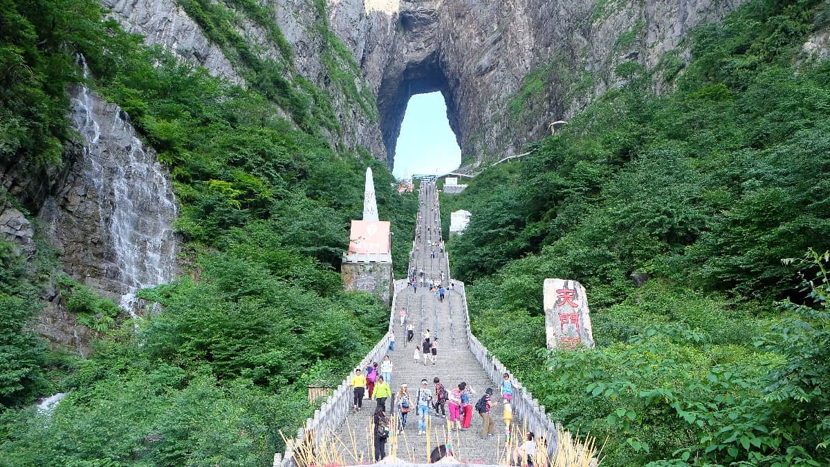 La Escalera Al Cielo Es Real Y Está En China