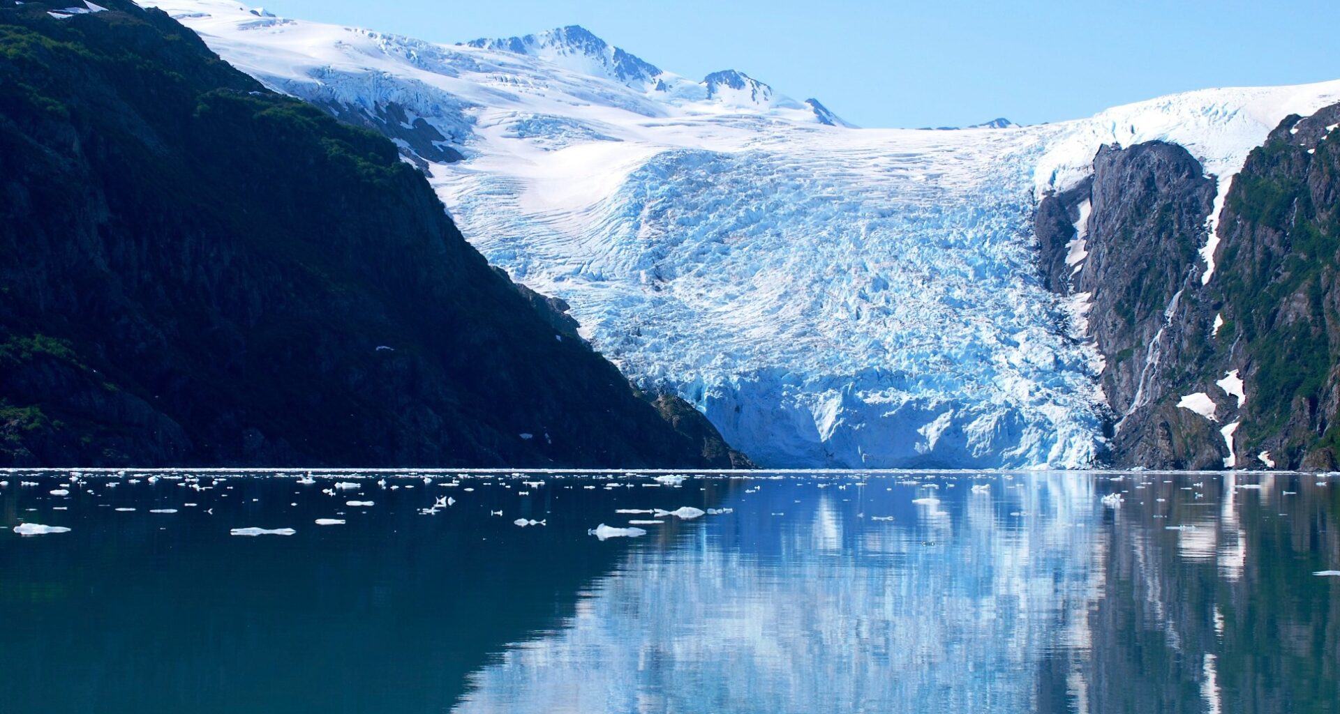 El imponente colapso de un glaciar (Video)