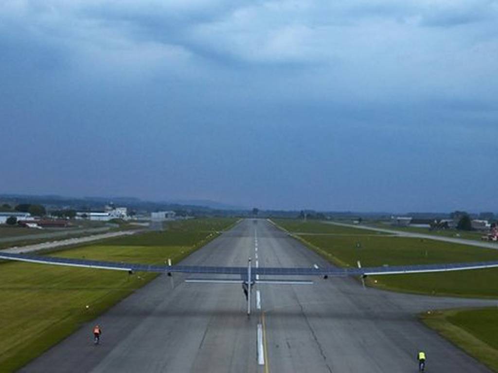 ¿Un avión solar? Te mostramos el primer vuelo del Solar Impulse 2 (VIDEO)
