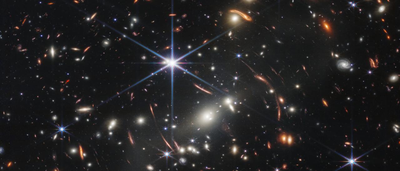 James Webb captó luz fantasmal galaxia 